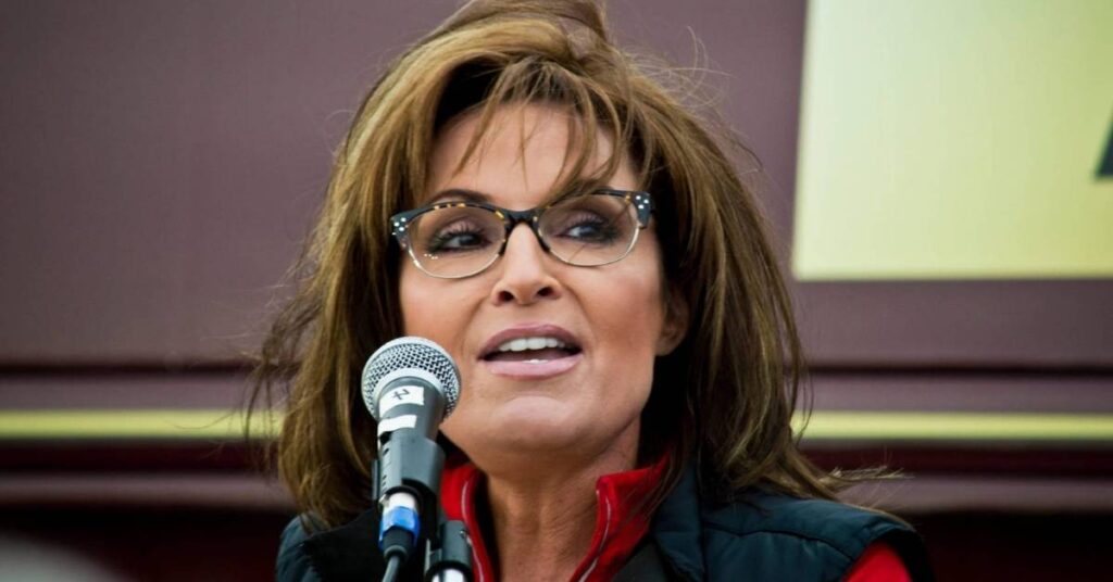 Sarah Palin Distinctive Features