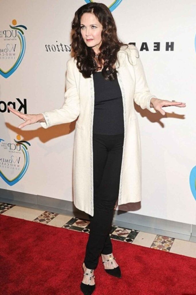 Lynda Carter Body Measurements